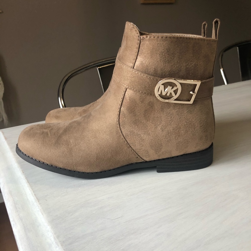 NWOT Michael Kors Leopard Ankle Boot